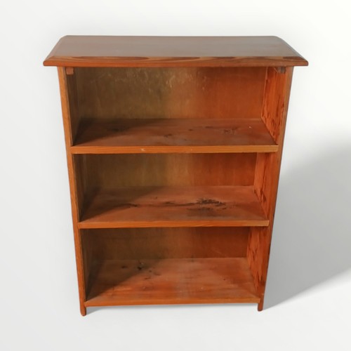 189 - Small pitch pine open bookcase, 86 x 36 x 26cm.