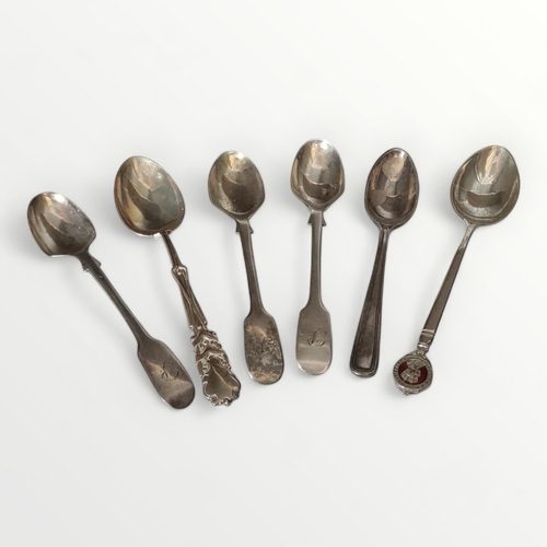 4 - Six silver teaspoons. 99g. Shipping group (A).