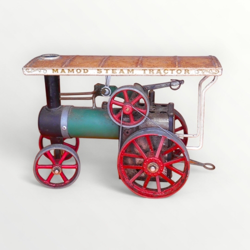 3 - Mamod live steam traction engine, 25cm long. Shipping group (A).