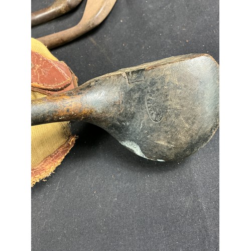 22 - Six Hickory Shaft Golf Clubs - Mixed makes including Marriot. good conditon in canvas bag

Collectio... 