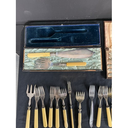 61 - Collection of Silver Plate and Stainless Steel - small group of cutlery, a biscuit barrel and two tr... 