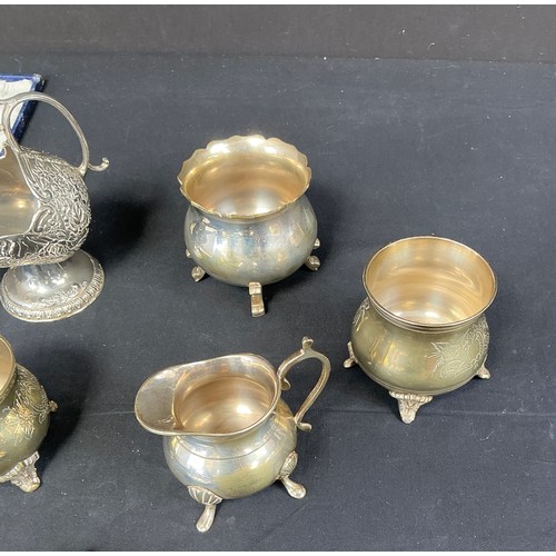 52 - Silver Plate adn EPNS Items - to include 2 boxed sets of butter knives, small picture frame. Heavy w... 