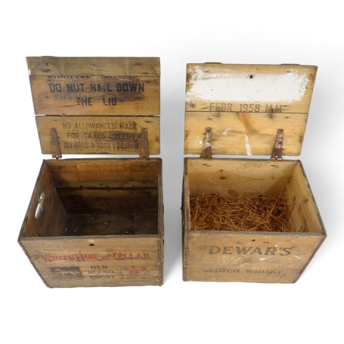 953 - A wooden mid 20th century White Horse whisky crate - to contain a dozen bottles, with red and black ... 