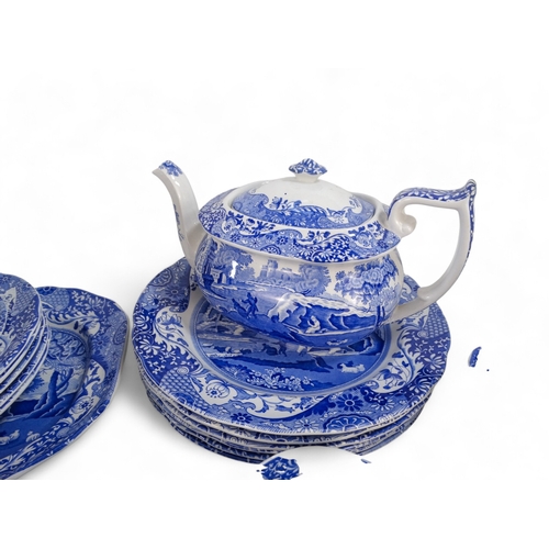 225 - A quantity of Copeland Spode - blue and white Italianate pattern, comprising a part tea service and ... 