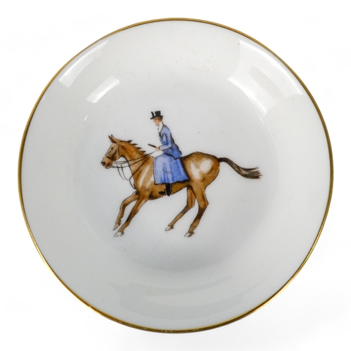 258 - A Royal Doulton character plate - 'The Hunting Man', 23cm diameter, together with a boxed set of Roy... 