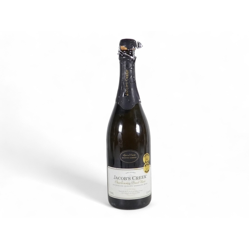 189 - A bottle of Cuvee Du President 1998 Brut - together with a bottle of Jacob's Creek Chardonnay Pinot ... 