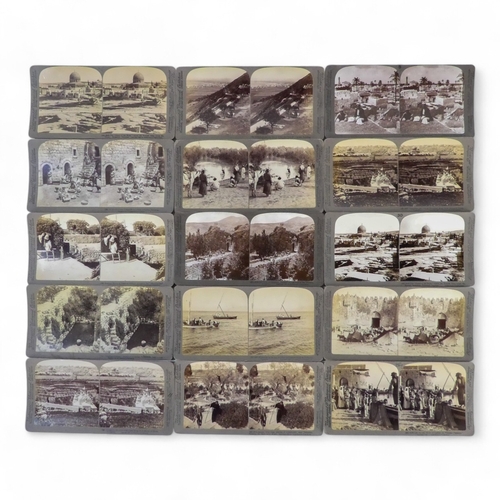 32 - A quantity of stereoscopic slides - featuring the Holy Land, boxed.