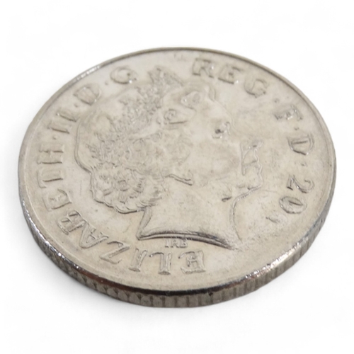 387 - A Elizabeth II mis-strike 10 pence coin - lettering to obverse appears double struck.