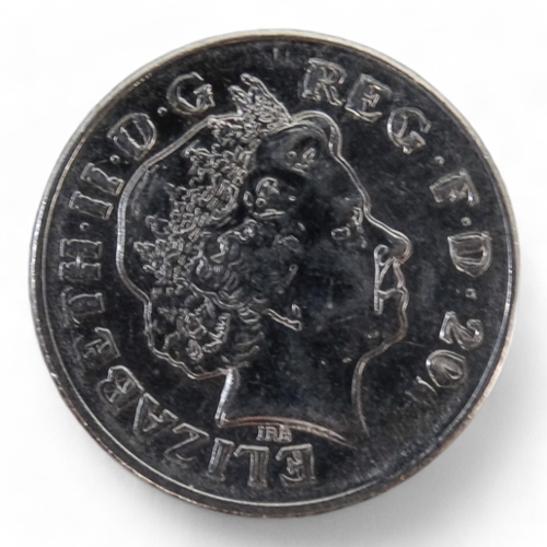 387 - A Elizabeth II mis-strike 10 pence coin - lettering to obverse appears double struck.