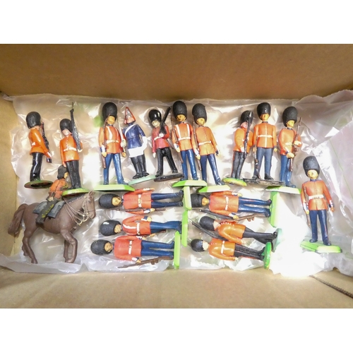 471 - Plastic Soldiers  - Britains etc. 1960's/1970's era - in excess of 60 items. A box containing a quan... 