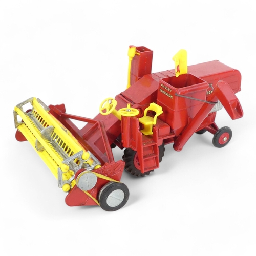 471A - A Corgi Major 1111 Massey Ferguson 780 Combine Harvester diecast model, plastic tines, boxed