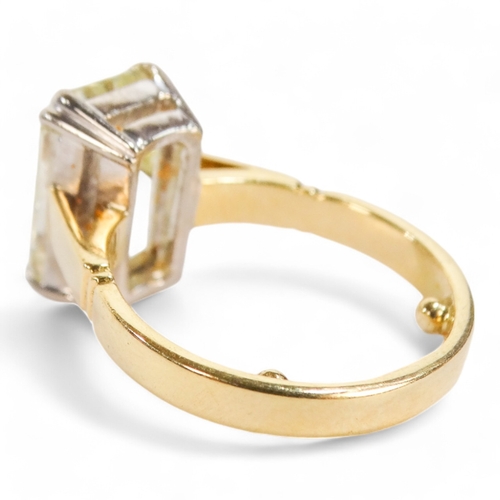 652 - An emerald cut diamond ring - accompanying Birmingham Assey Office report assessing the stone as wei... 