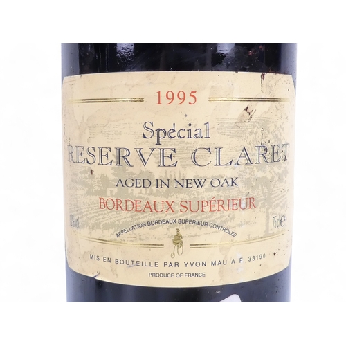 200 - A bottle of Domaine des Rozets 1983 Chateauneuf du Pape - together with a bottle of Tour des Combes ... 