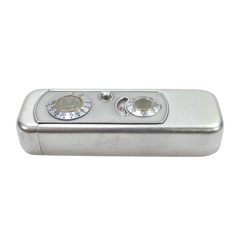 133 - An early Minox miniature camera - Riga model, no. 12 455, circa 1941.