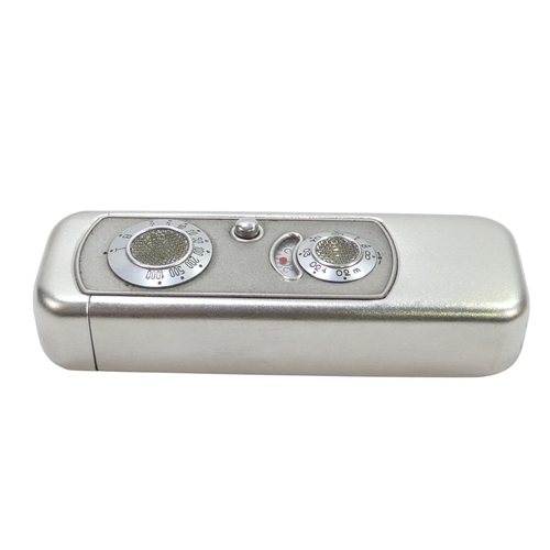 134 - An early Minox miniature camera - Riga model, no. 12 326, circa 1942.