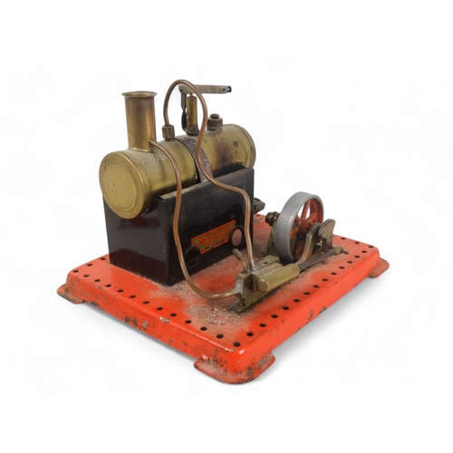 476 - A Mamod static steam engine - 21cm wide.