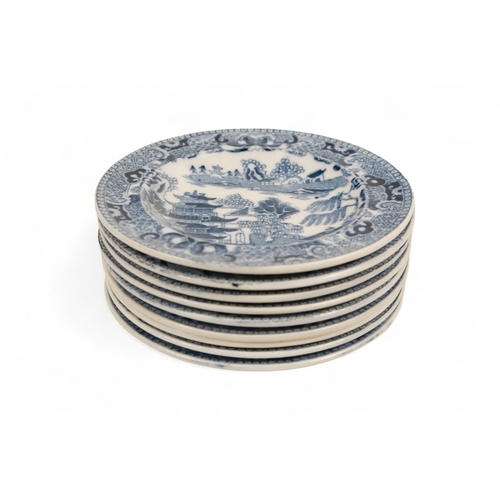 479 - An early 20th century Wedgwood dolls tea service - blue and white willow pattern, comprising four pl... 