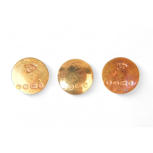 590 - A set of three 18ct gold shirt studs - with foliate decoration, 2.4g, boxed.