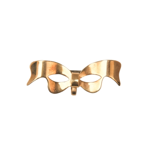 604 - A 9ct gold bow brooch - together with another similar, 5.4g. (2)