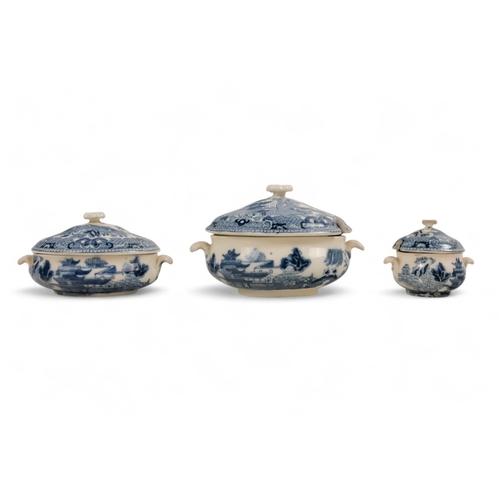 479 - An early 20th century Wedgwood dolls tea service - blue and white willow pattern, comprising four pl... 