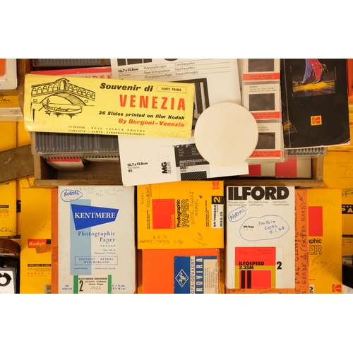 107 - A quantity of photographic darkroom equipment.