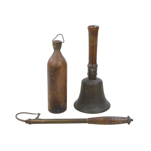 14 - A late 19th century extending fishing gaff - brass and steel with a turned wooden handle, together w... 