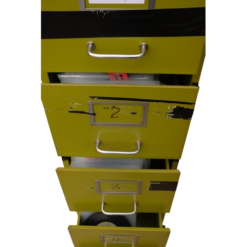 40 - An early 1970`s Wurlitzer `Niagara` jukebox - with coin operated mechanism, together with a large qu... 