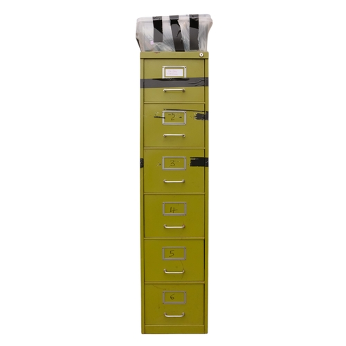 40 - An early 1970`s Wurlitzer `Niagara` jukebox - with coin operated mechanism, together with a large qu... 