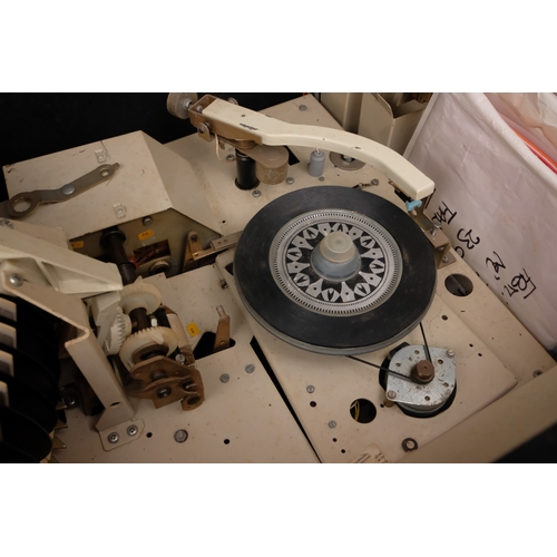 40 - An early 1970`s Wurlitzer `Niagara` jukebox - with coin operated mechanism, together with a large qu... 