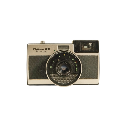 65 - An Argus Cintar 50mm camera - with a brown leather case, together with five other cameras. (6)