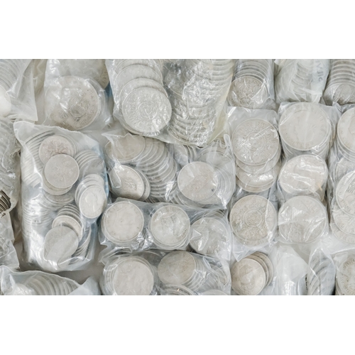 370 - A large quantity of Great British cupel nickel coins - half-crowns, florins, shillings and sixpences... 