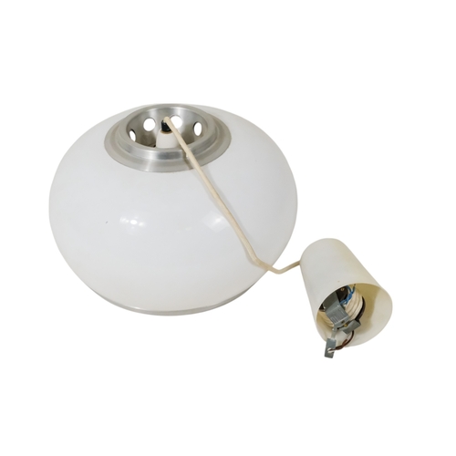 63 - A 1960s Pia Guidetti Crippa (Lumi) Perspex rise and fall ceiling pendant light.