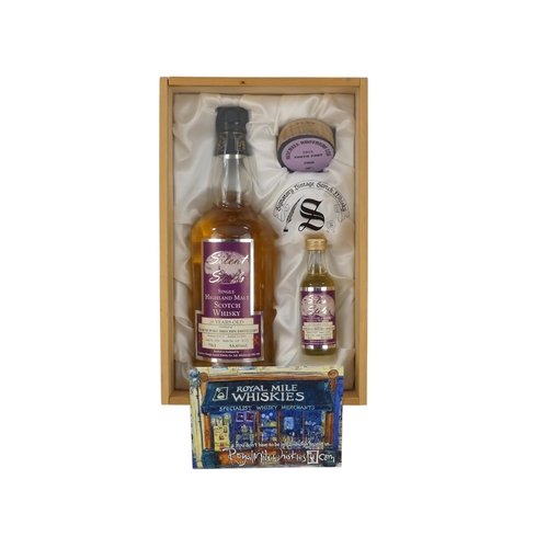66 - A bottle of North Port Brechin 26 year old (1975) single malt whisky - 70cl, in a presentation box, ... 