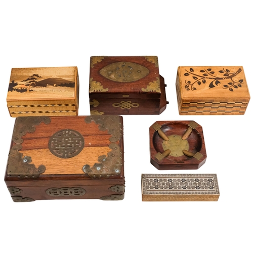 133 - A mid 20th century Japanese mystery box - decorated with an image of Mt Fuji, 15cm wide, together wi... 