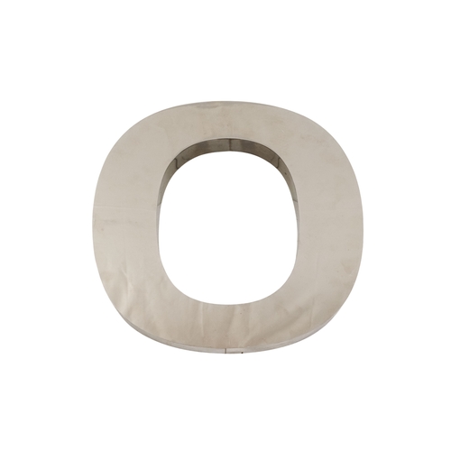 145 - A metal shopfront 'O' sign - 36 x 38cm.