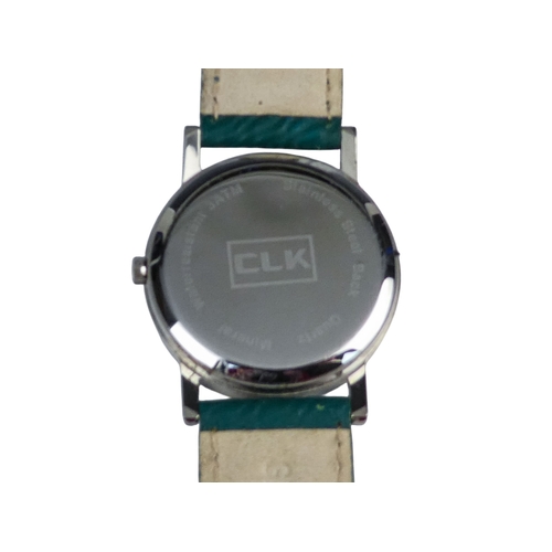 504 - An early 20th century full hunter pocket watch by Elgin - with a white enamel dial set out with Roma... 