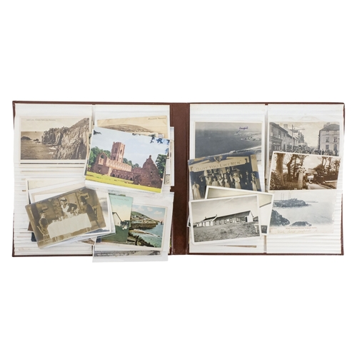568 - A quantity of early 20th century Cornish postcards - various around West Penwith and the Lizard, inc... 