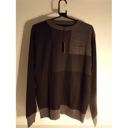 138 - New & tagged Pierre Cardin jumper