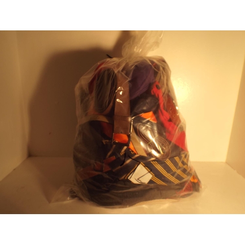 172 - Bag of hats, belts, scarves etc