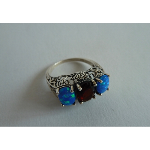 175 - Blue & red stone ring size L