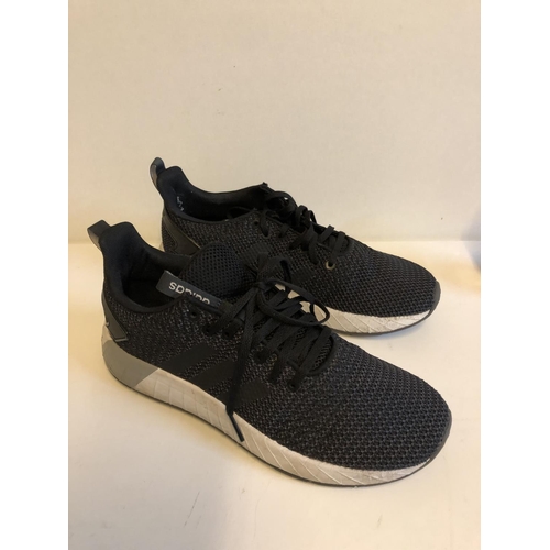 86 - Adidas trainers size UK 8
