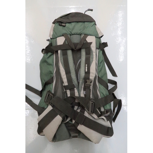 149 - Berghaus freeflowlll 30+6 green rucksack