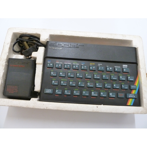 124 - Vintage Sinclair ZX Spectrum personal computer