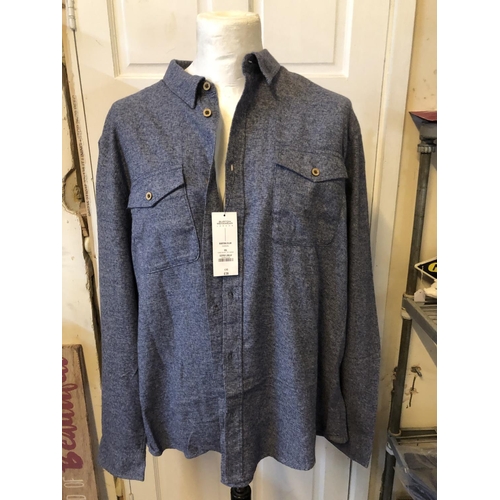 146 - New & tagged Burtons mens shirt size XL tagged at 28.00