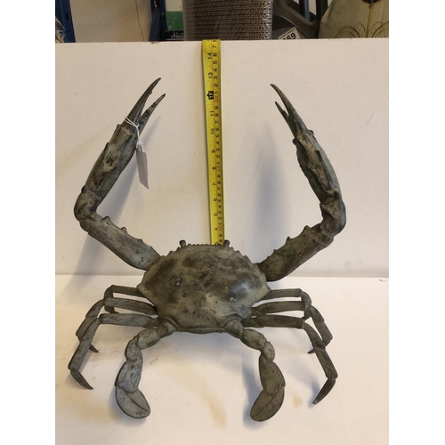 75 - Large brass/metal crab