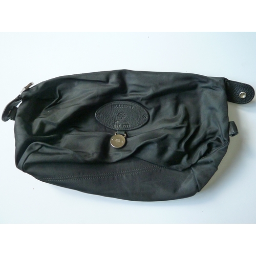 179 - Black washbag