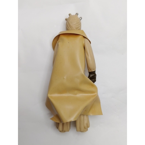 238 - VINTAGE 1977 TUSKEN RAIDER KENNER STAR WARS FIGURE