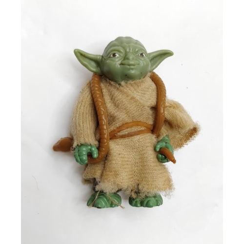 242 - VINTAGE 1980 YODA BROWN SNAKE KENNER STAR WARS FIGURE