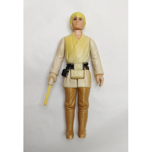 245 - VINTAGE 1977 LUKE SKYWALKER YELLOW SABER KENNER STAR WARS FIGURE