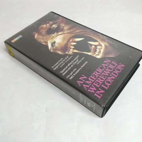 255 - VINTAGE 1981 AN AMERICAN WEREWOLF IN LONDON VHS TAPE